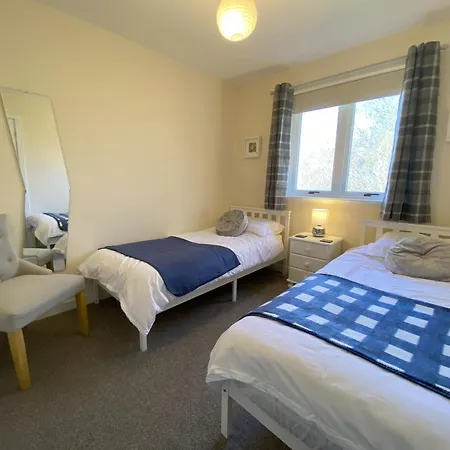 Treetops - Bright 2 Bed Flat - Super Location Inverness Exterior photo